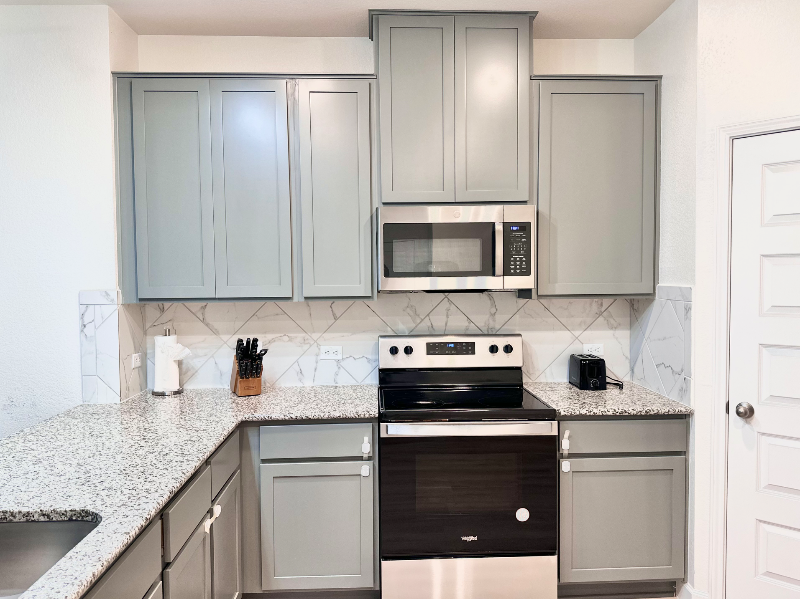 1106 Aronia Ln - Photo 5 of 20