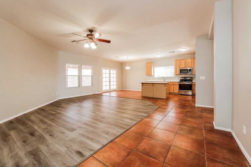 10833 S Camino San Clemente - Photo 5 of 16