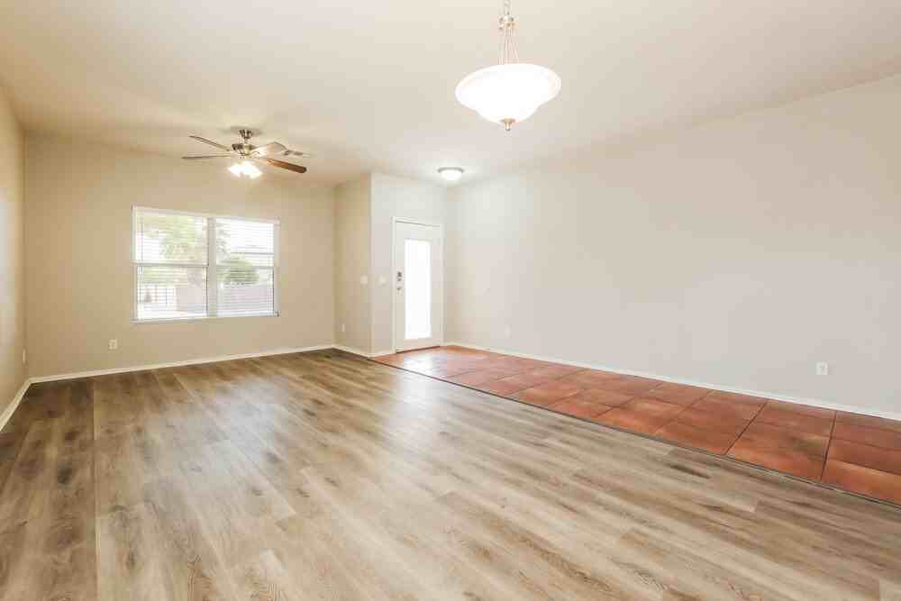 10833 S Camino San Clemente - Photo 6 of 16