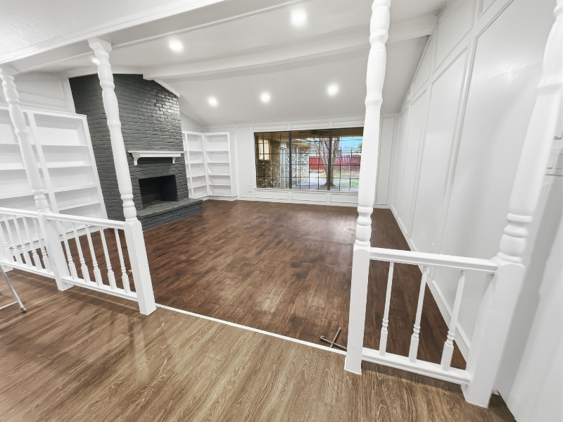 2409 Castle St - Photo 3 of 20