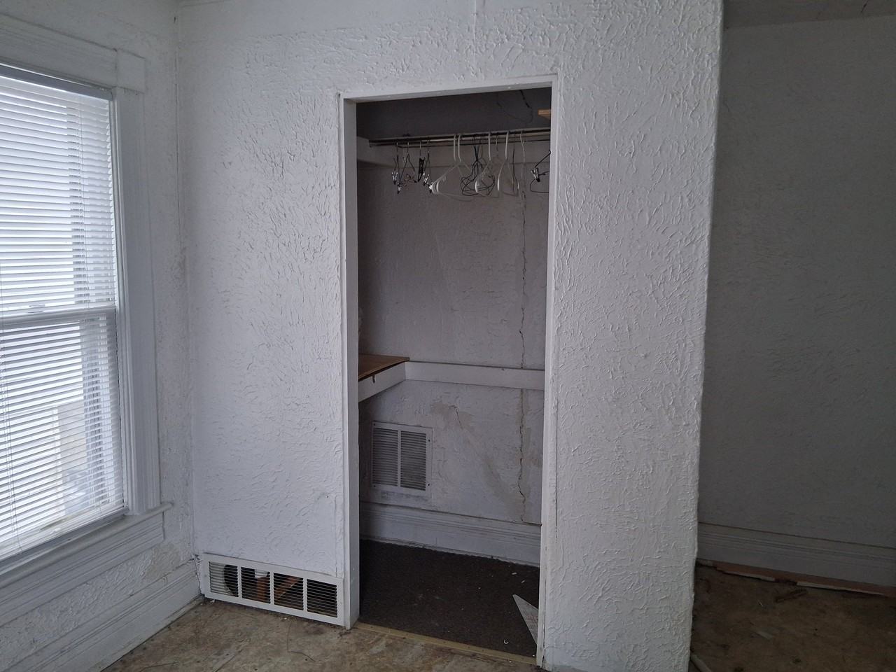 1245 N Union St - Photo 5 of 12