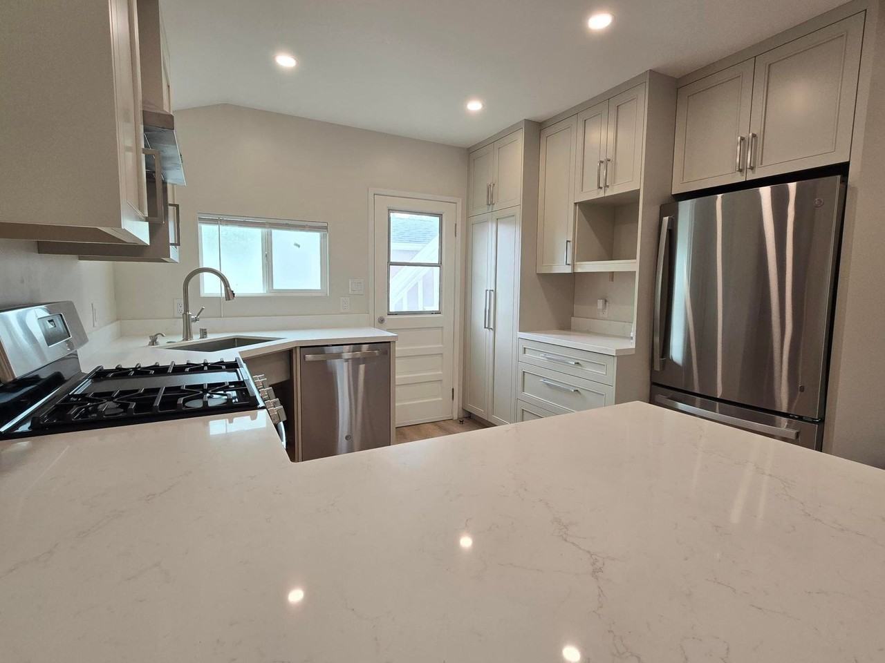4062 Ingalls St - Photo 2 of 9