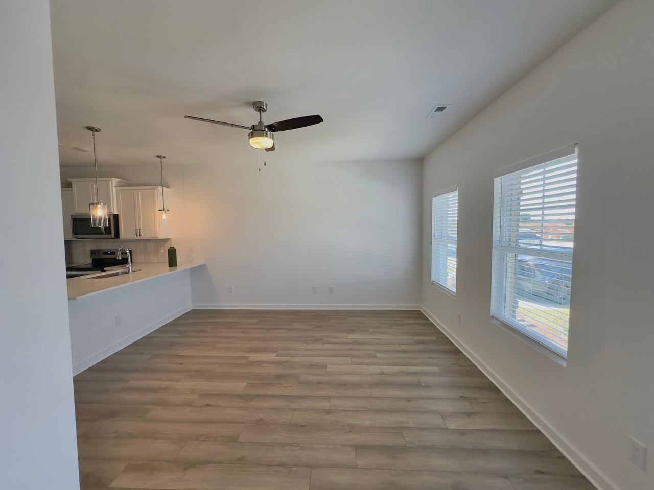 12086 Windy Ln - Photo 3 of 19