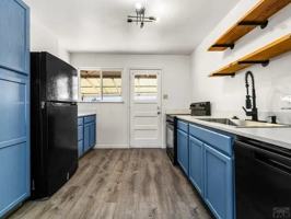 featured image of 1634 Hollywood Dr