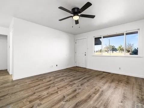1634 Hollywood Dr - Photo 5 of 9