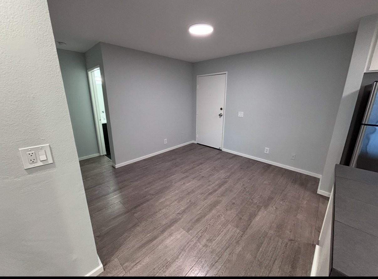 7531 Hampton Ave #205 - Photo 6 of 17