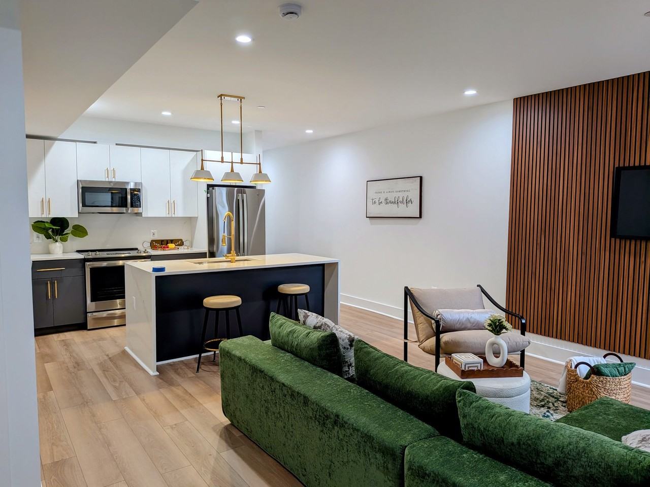 4411 Illinois Ave Nw #B - Photo 4 of 10