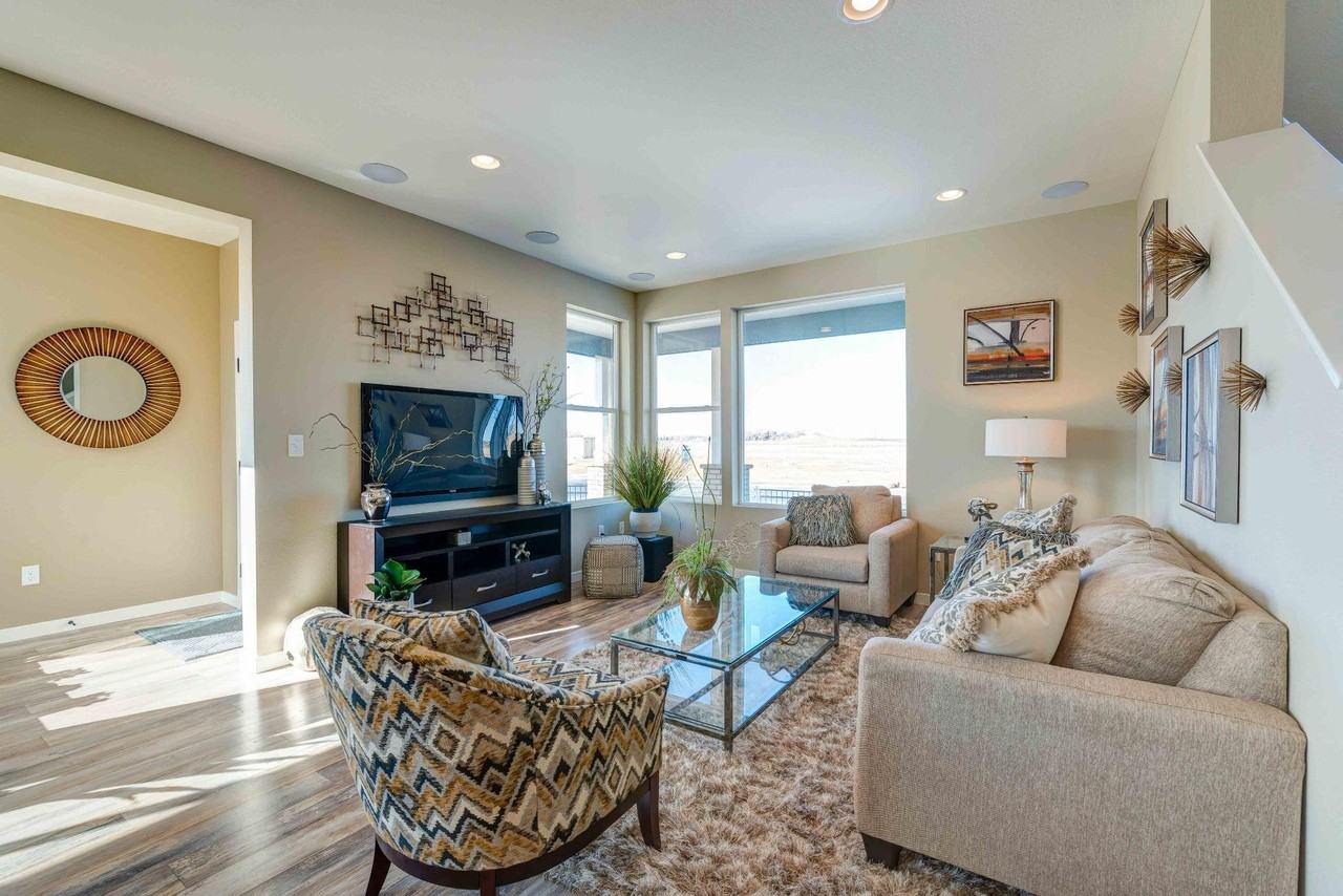 2945 Sykes Dr - Photo 3 of 17