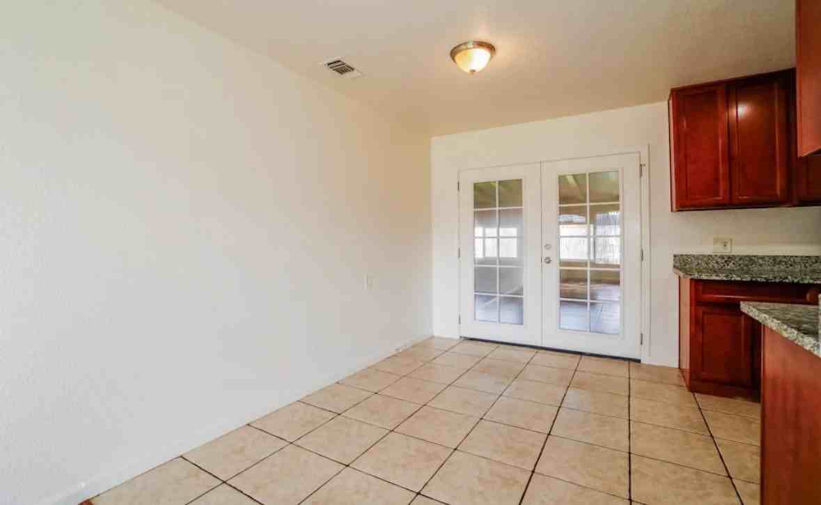 4528 Olympiad Way - Photo 2 of 9