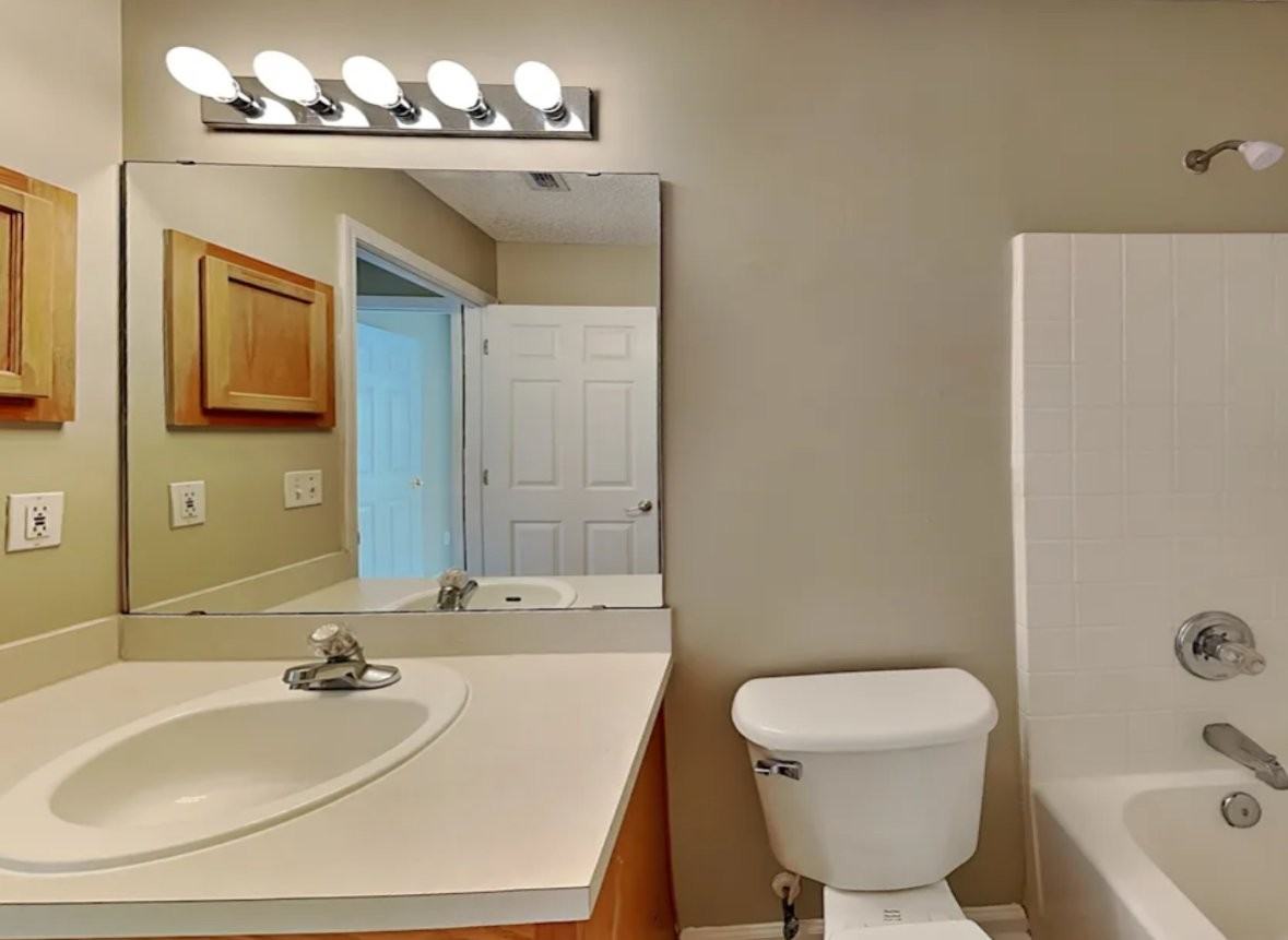 4528 Olympiad Way - Photo 7 of 9