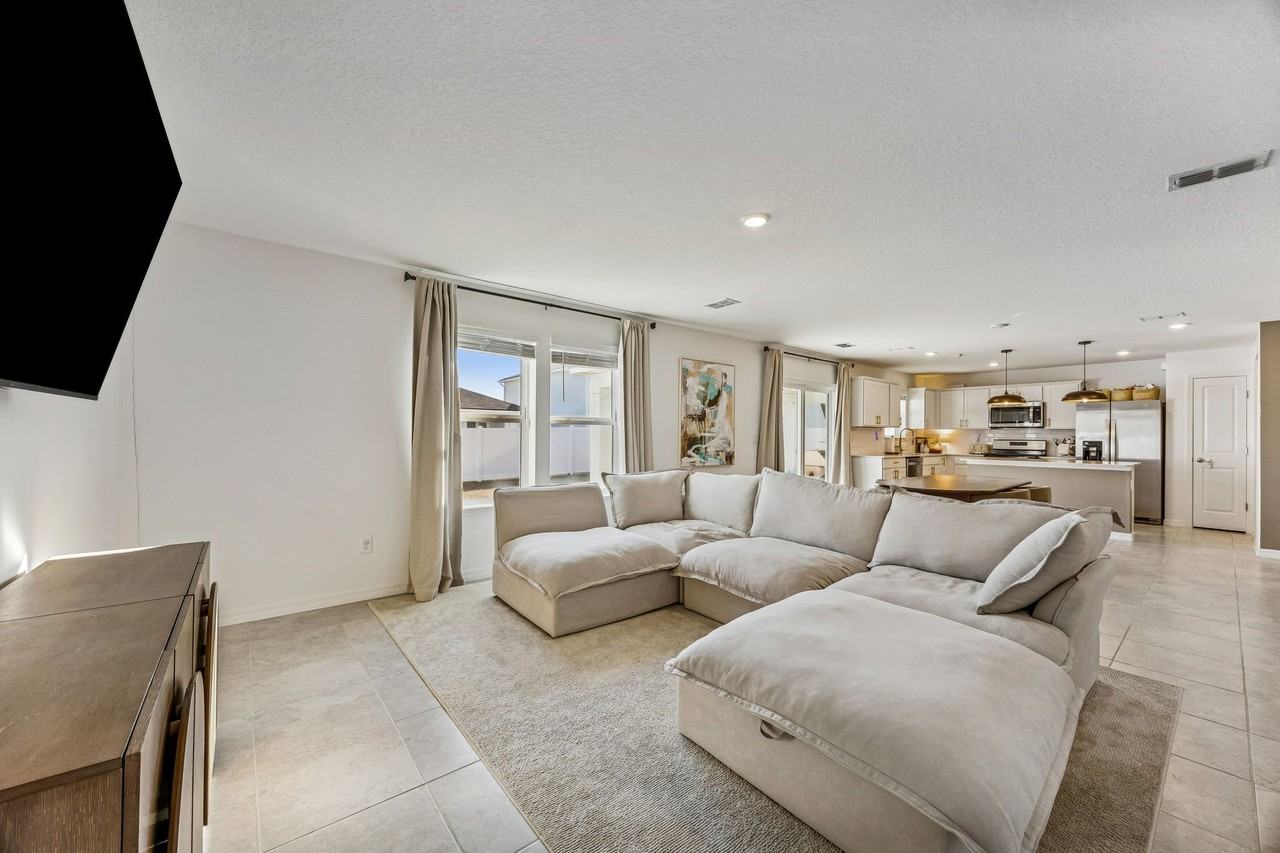 5460 Integrity Way - Photo 4 of 15