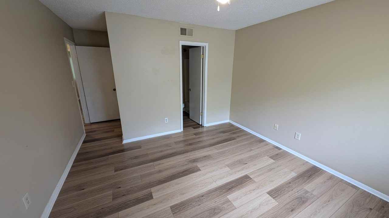 3517 Peachtree Corners Cir #C - Photo 7 of 19