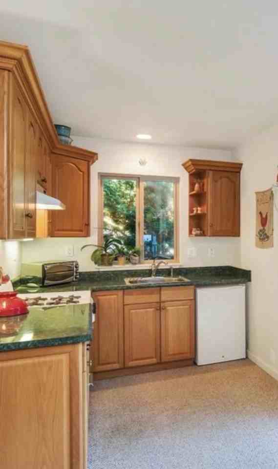 14717 Carrier Ln - Photo 6 of 7