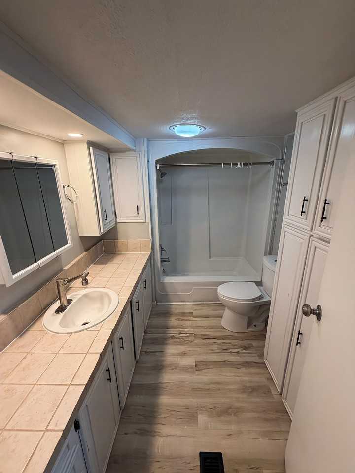 43 Deerwood Park - Photo 6 of 8