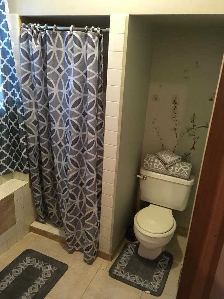 1111 17th St #1 - Photo 2 of 5