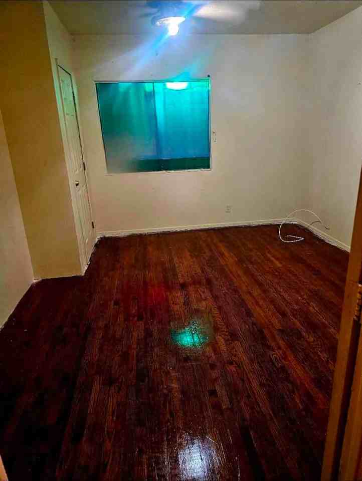 9726 Zamora Ave - Photo 3 of 3