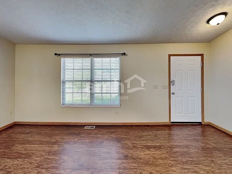 3008 Old Warson Dr - Photo 2 of 20