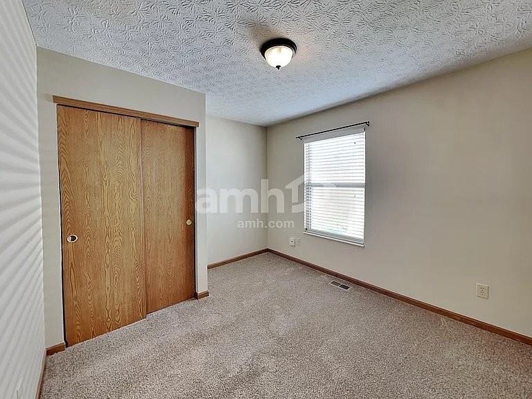 3008 Old Warson Dr - Photo 7 of 20