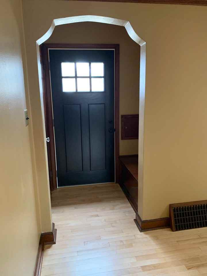 1915 N Alvin St - Photo 2 of 20