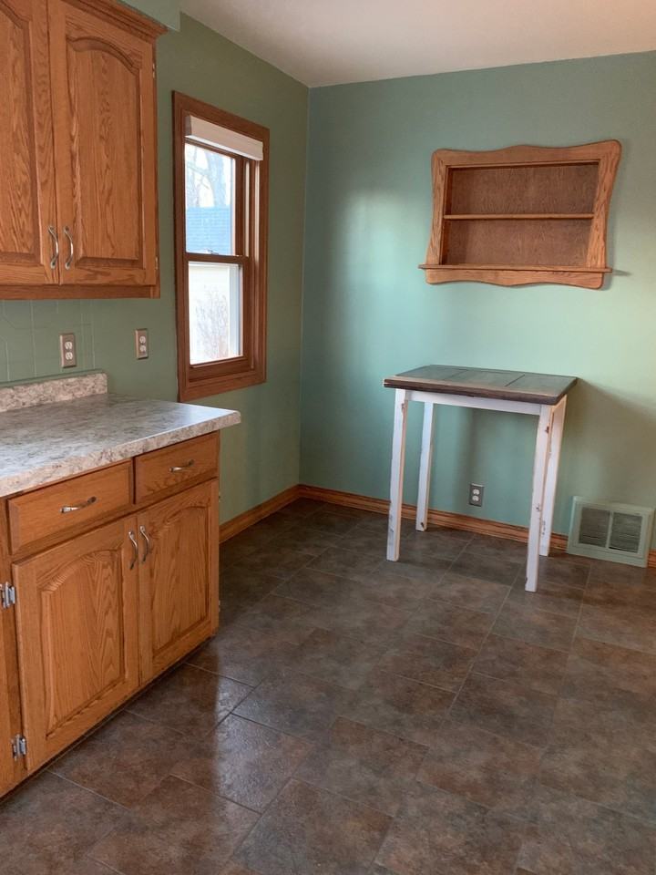 1915 N Alvin St - Photo 7 of 20