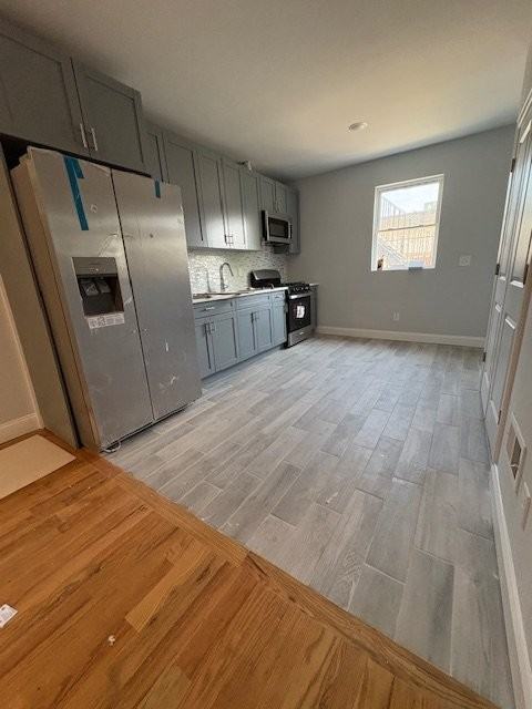 479 N 6th St #1 - Photo 5 of 12