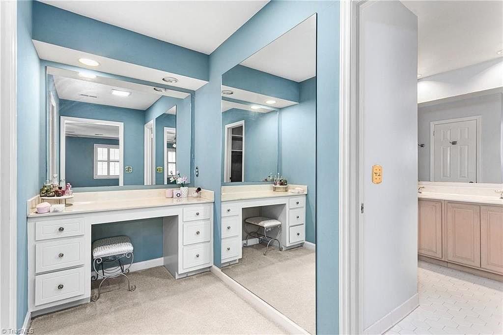 991 Anglin Mill Rd - Photo 4 of 14