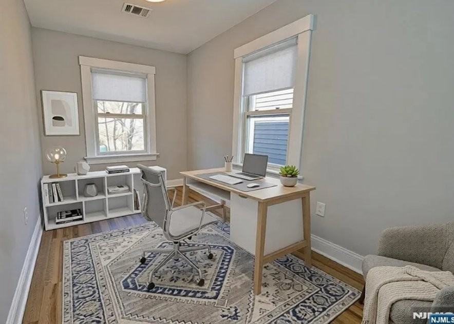 116 Maple Ave #4 - Photo 6 of 8