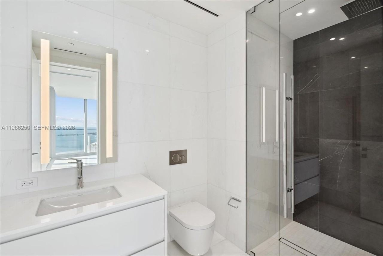 300 Biscayne Boulevard Way #3805W - Photo 3 of 20
