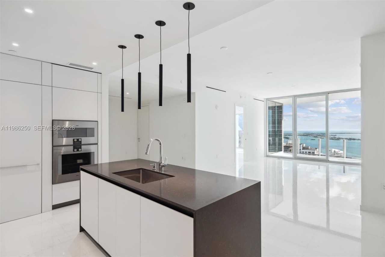 300 Biscayne Boulevard Way #3805W - Photo 6 of 20