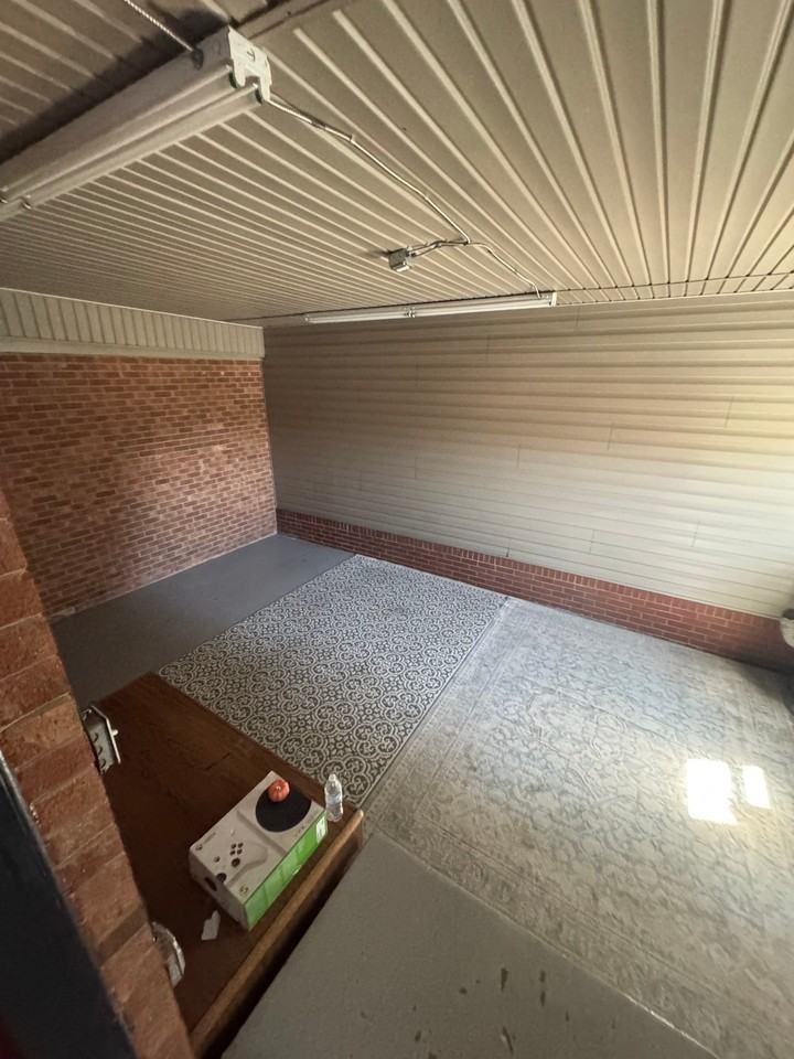 6047 Suits Rd - Photo 2 of 10