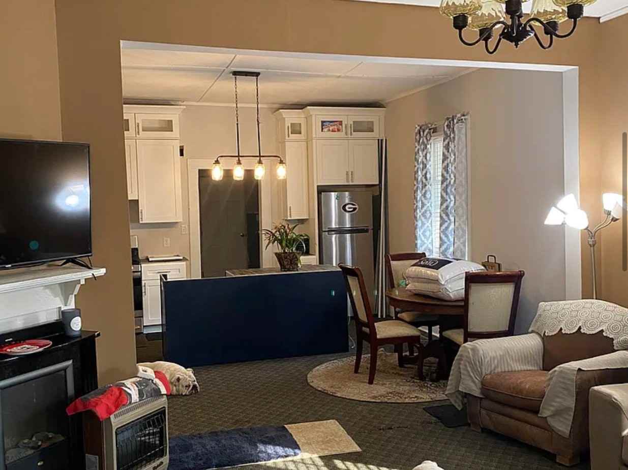 147 White Cir - Photo 4 of 8