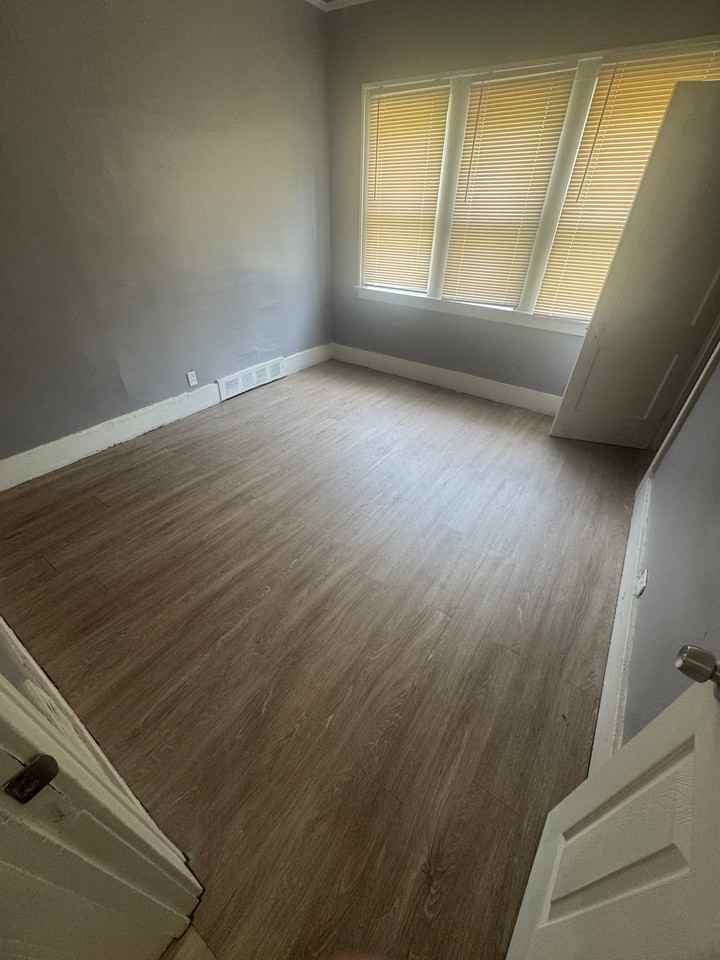 11344 Belleterre St #1 - Photo 5 of 11