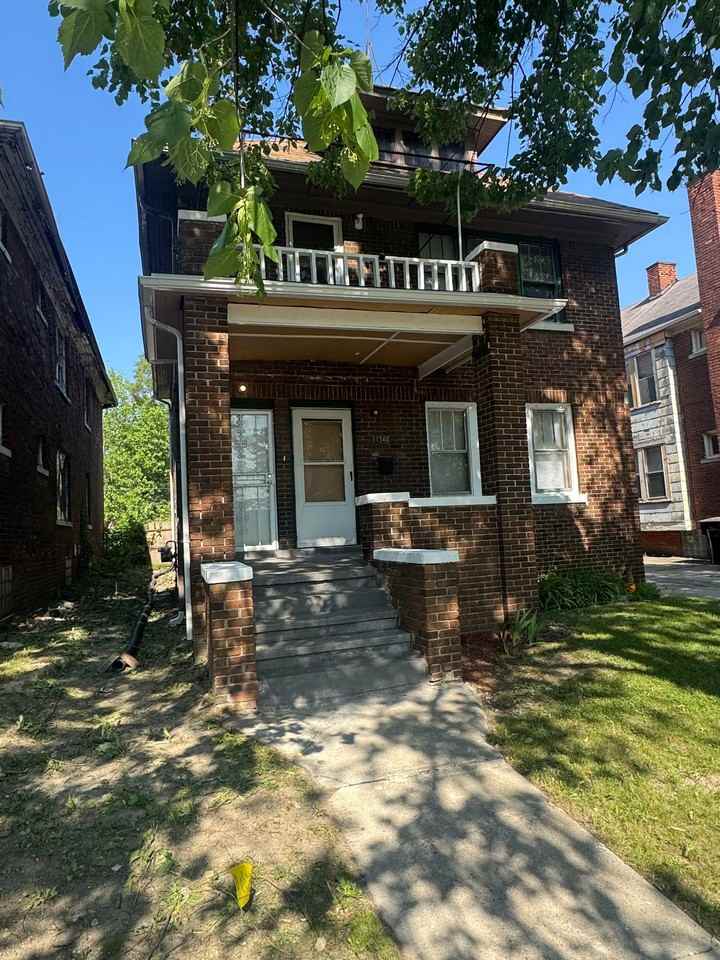 11344 Belleterre St #1 - Photo 6 of 11