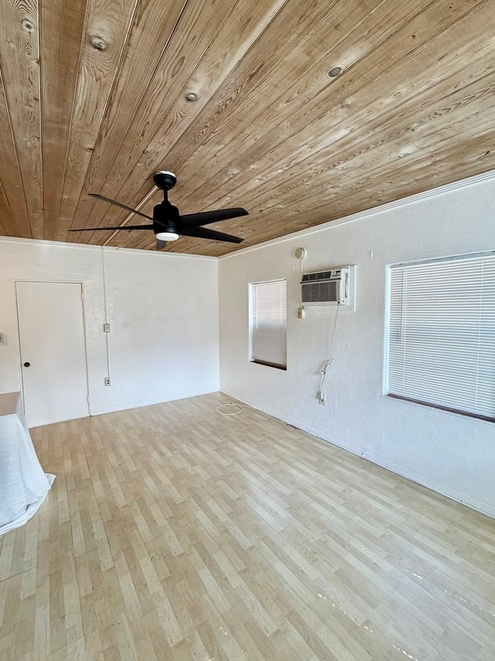 1101 N Federal Hwy - Photo 4 of 8