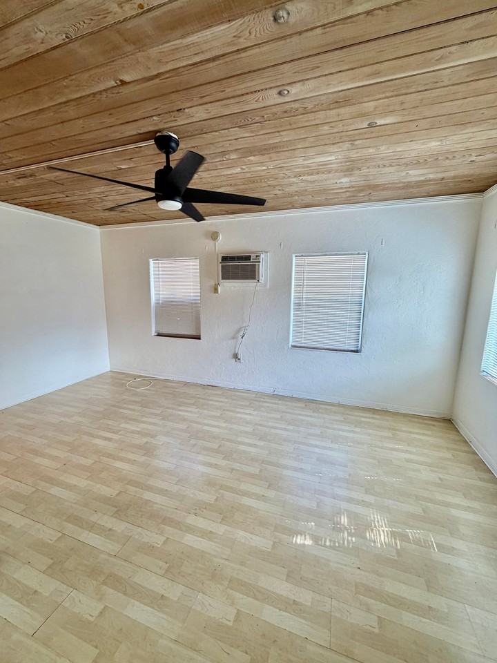 1101 N Federal Hwy - Photo 5 of 8