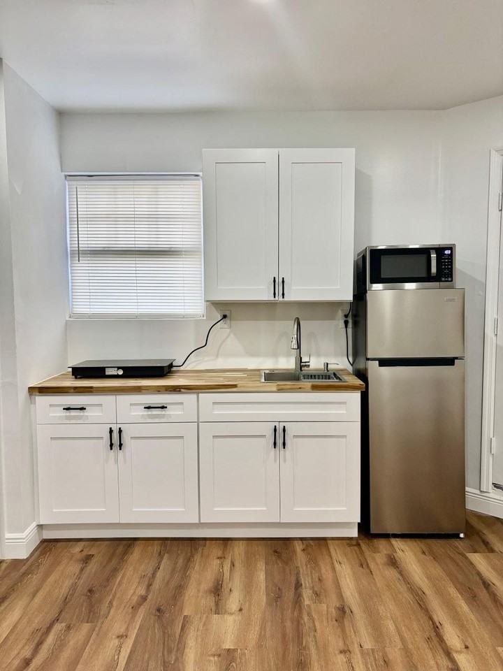 2918 Woolridge Dr - Photo 3 of 5