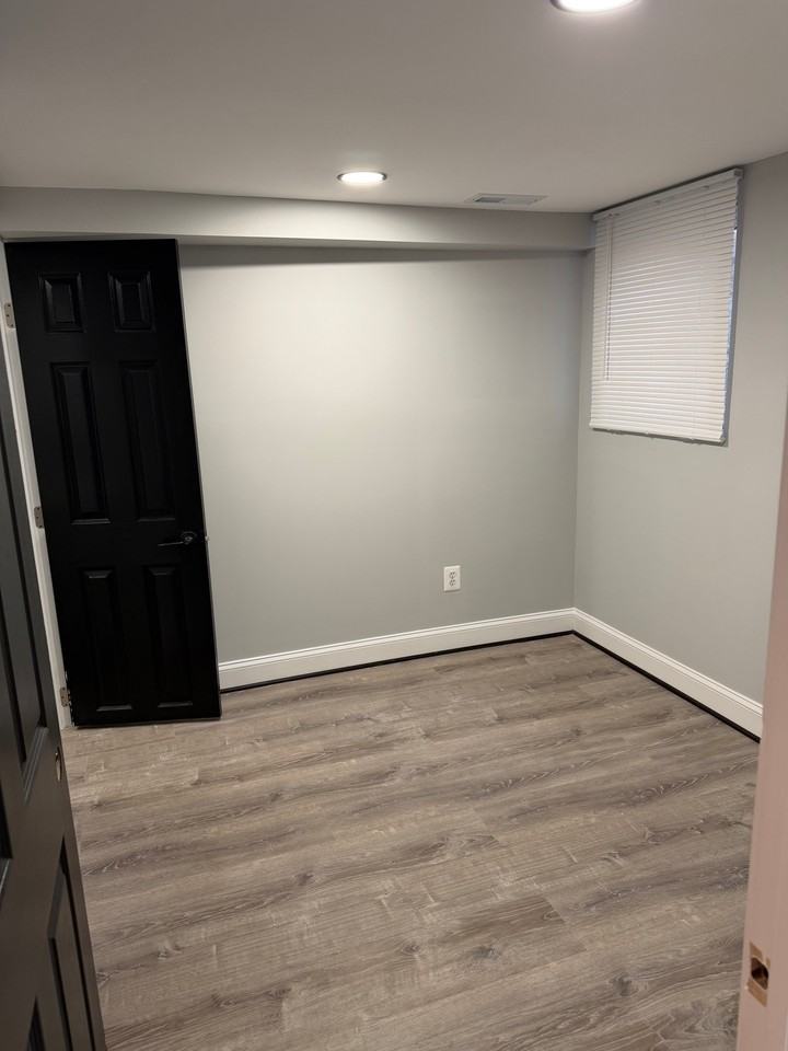 1920 Harlem Ave - Photo 4 of 12