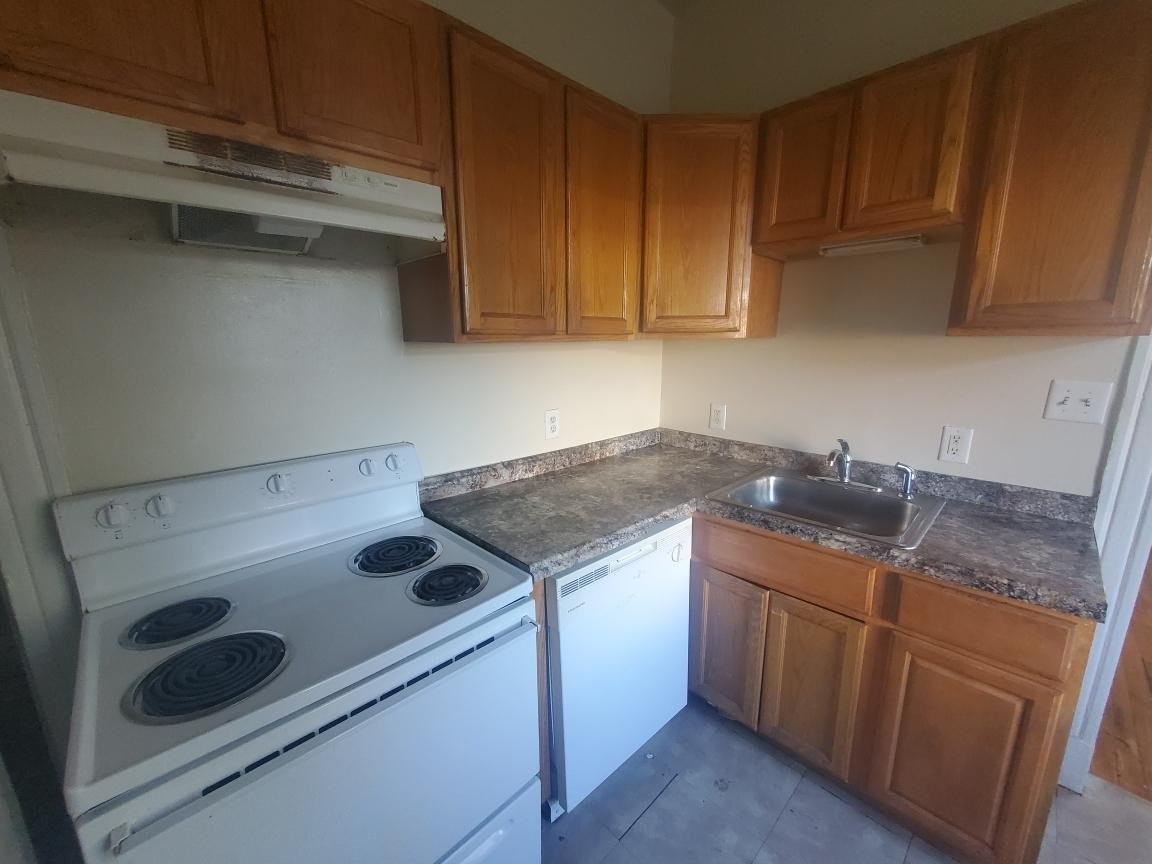 200 Minor St #A - Photo 2 of 5