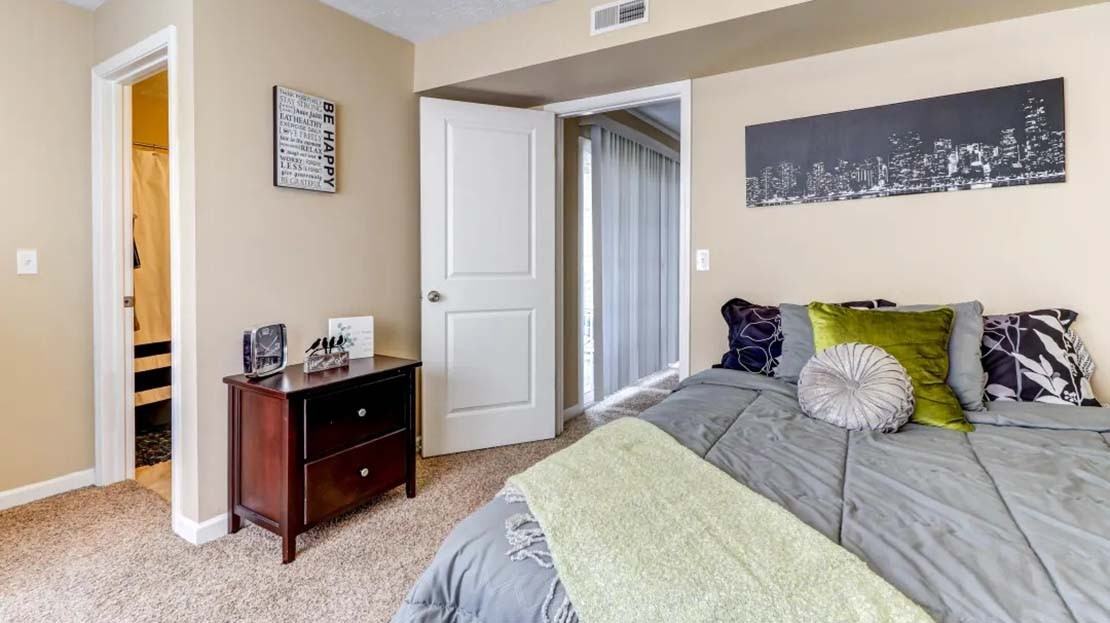 900 on Park - Photo 4 of 17