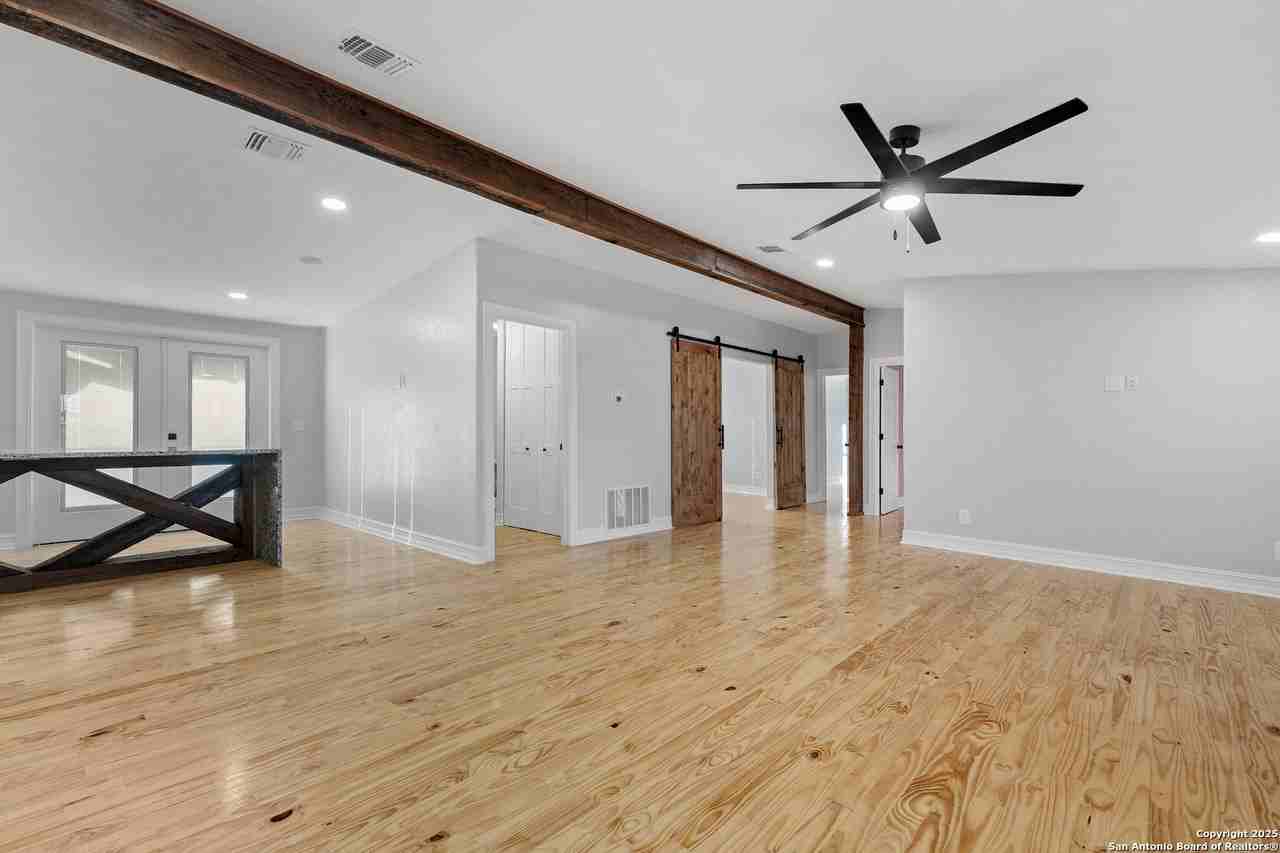 2925 W Fm 462 #NA - Photo 5 of 14