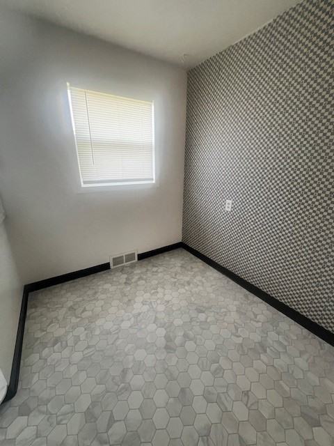 S Altamont St #112 - Photo 6 of 6