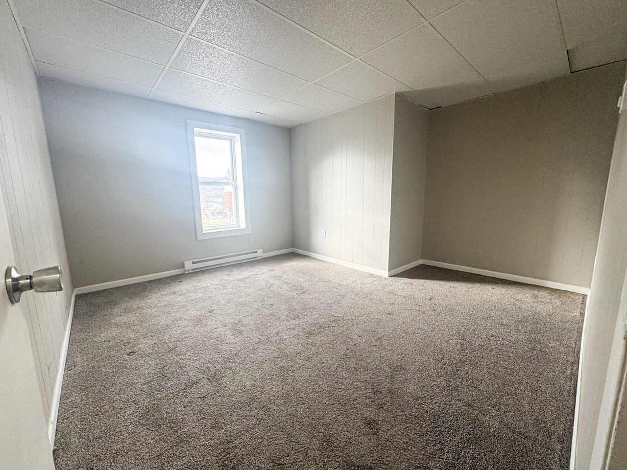 11 N Chestnut St #1 - Photo 2 of 6