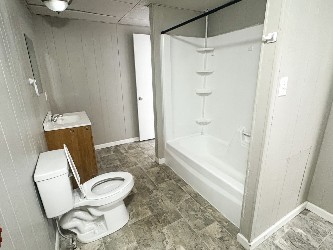 11 N Chestnut St #1 - Photo 4 of 6