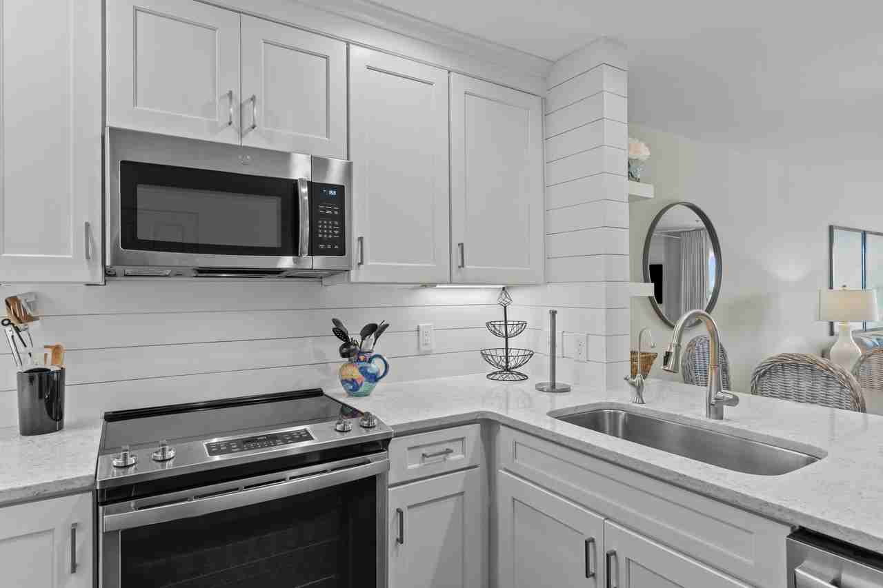 2307 N Lumina Ave #D - Photo 5 of 34