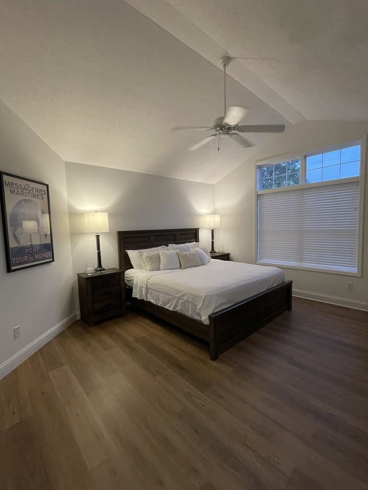 1320 Fieldstone Ct #NA - Photo 5 of 13