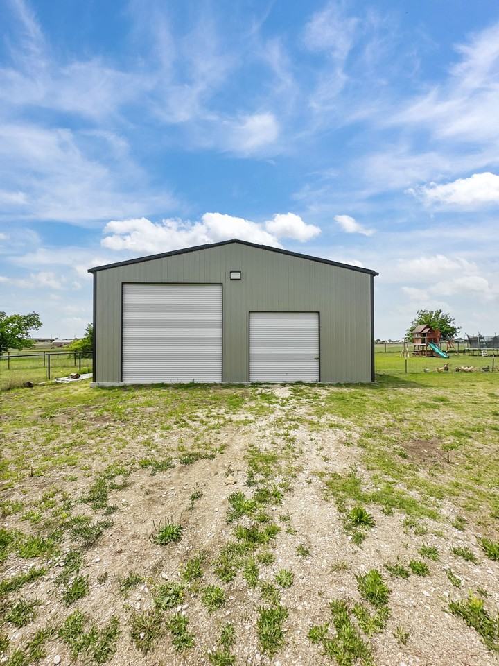 208 Crest Ln #NA - Photo 3 of 36