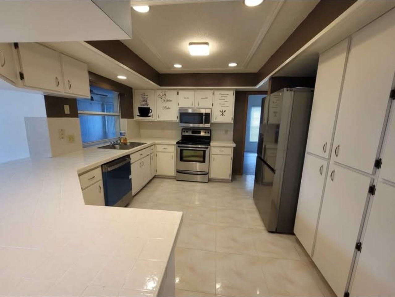 4434 Foxboro Dr #NA - Photo 4 of 15