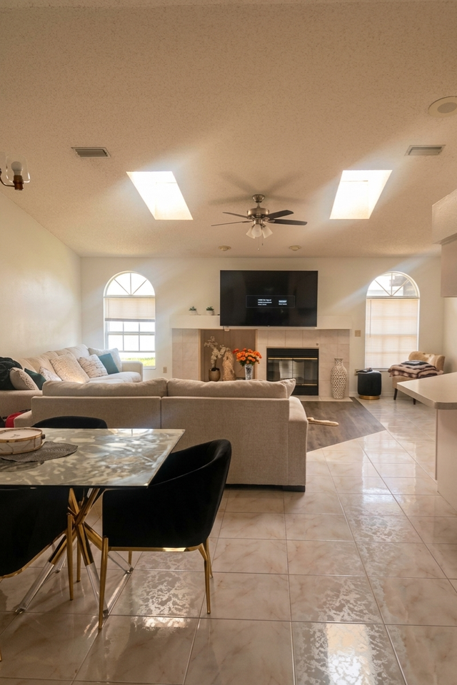 4434 Foxboro Dr #NA - Photo 6 of 15