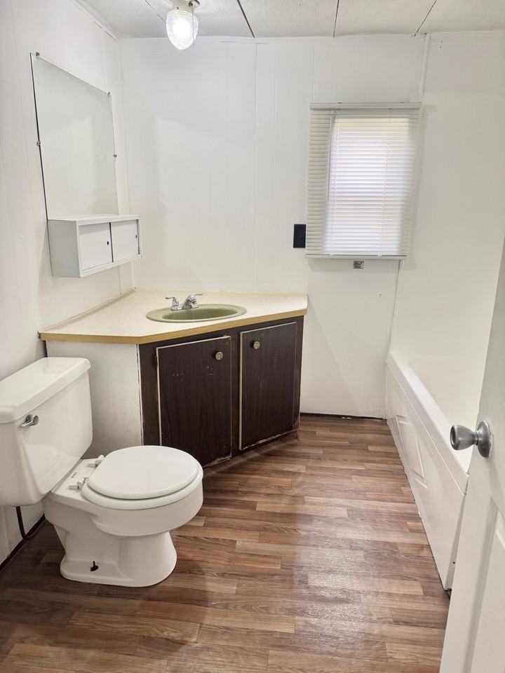 130 E Flint Hills Blvd #17 - Photo 6 of 9