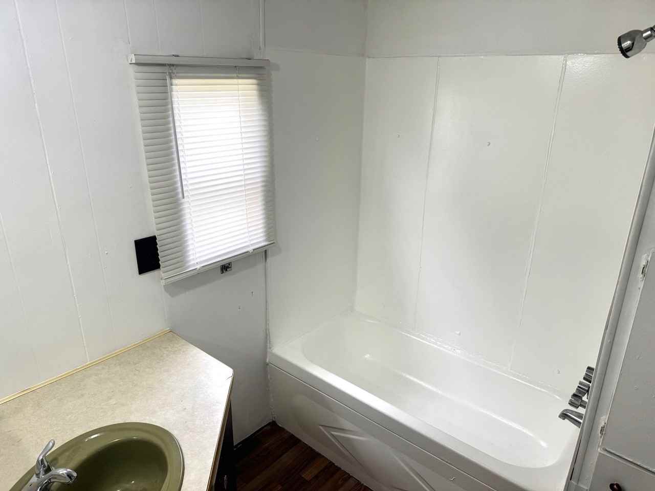 130 E Flint Hills Blvd #17 - Photo 7 of 9